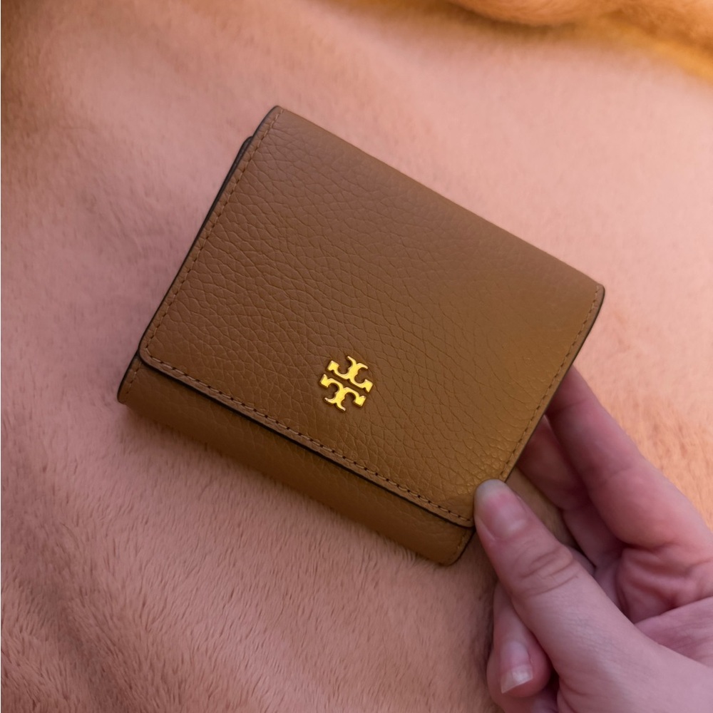 Tory Burch Blake Tri-Fold Leather Wallet with Gold Logo